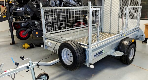 M-TEC QUAD MASTER TRAILER – 7’6″ x 4’4″ ft – in stock